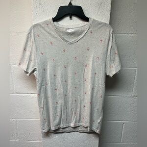 Old Navy Heather Gray/cream V-Neck Tee with Flamingo Details. Small